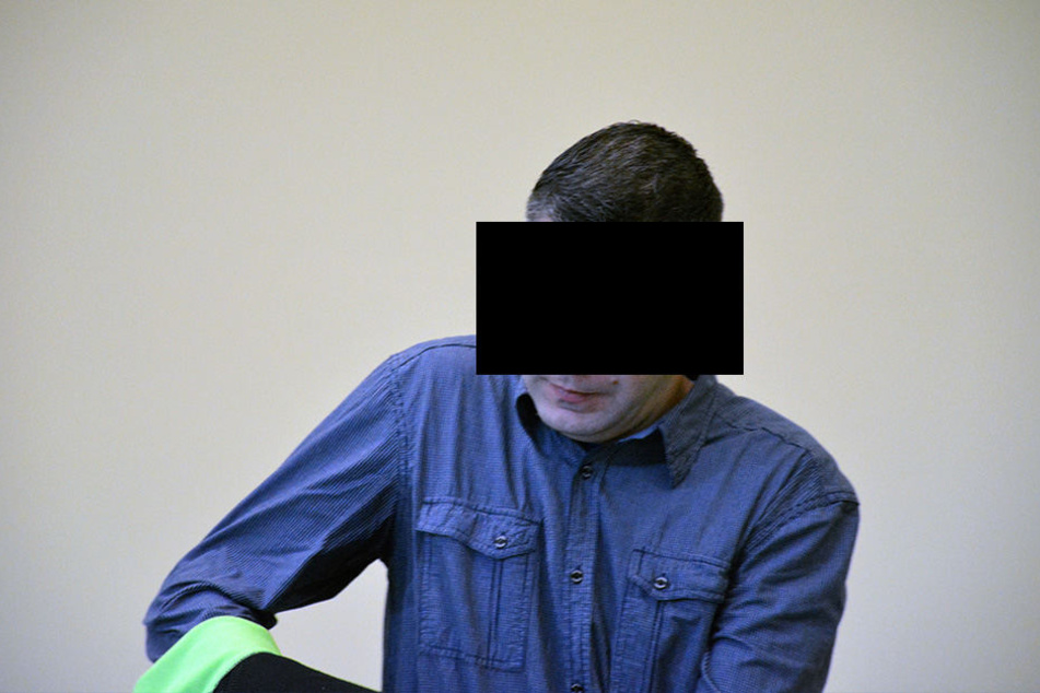 Martin K. (32) gab sich am Mittwoch reumütig, kam mit einer Geldstrafe und
Führerscheinentzug davon.