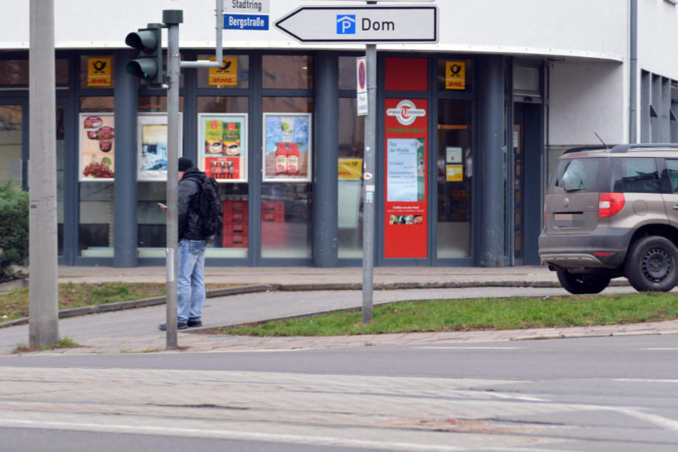 In diesem Nahkauf schlug die Verkäuferin den Täter in die Flucht.