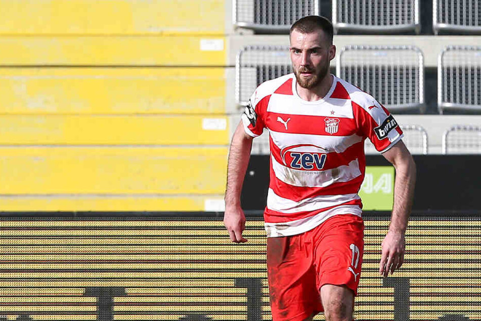 Morris Schröter hat seinen Vertrag beim FSV verlängert.