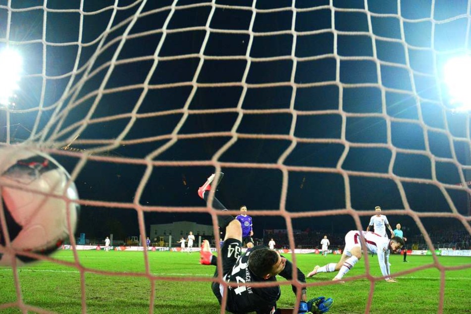 Kurz vor der Pause stach Möhwald zum 0:1 für den Club