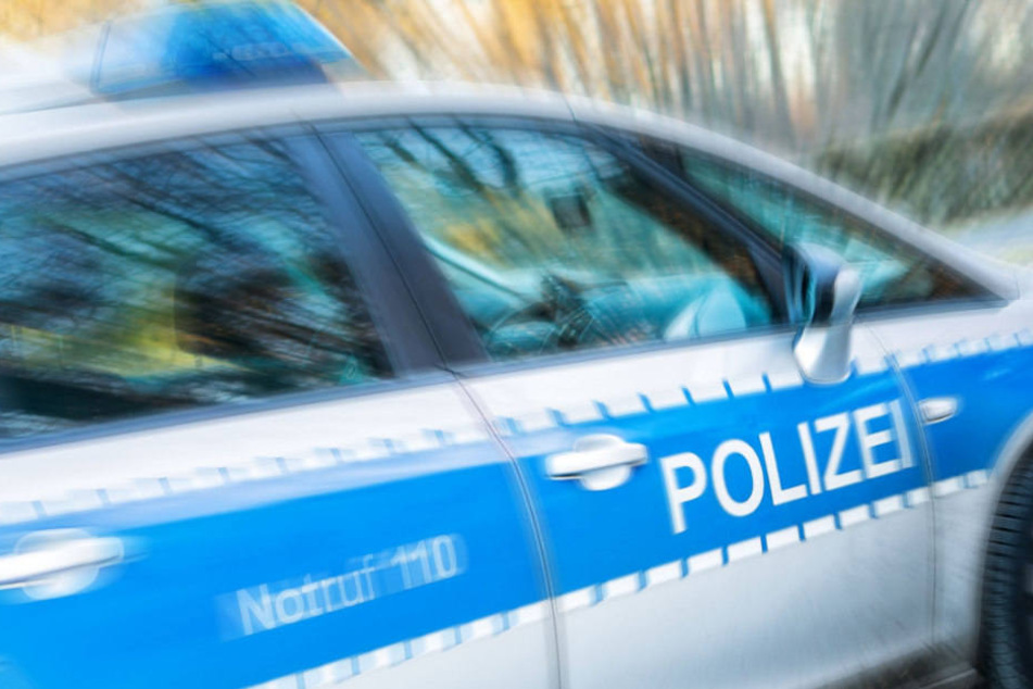 Die Polizei evakuierte am Freitagmorgen eine Schule im Prenzlauer Berg. (Symbolbild)