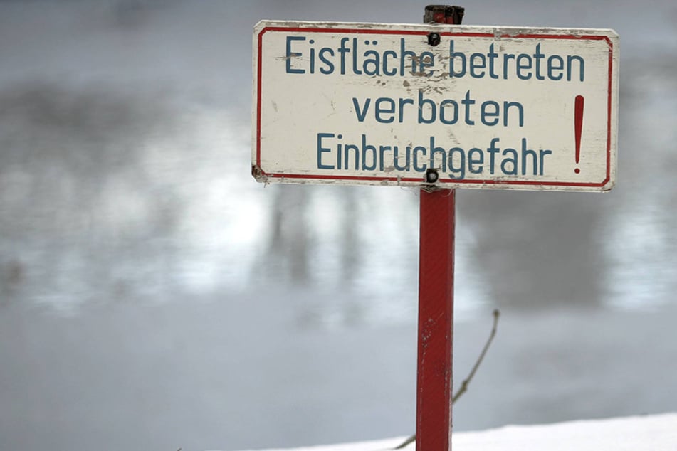 Auch wenn die Talsperren zugefroren scheinen, besteht hier erhöhte Einbruchgefahr.