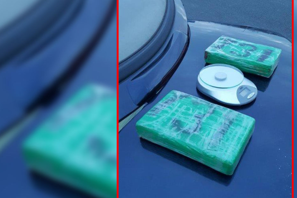 Zwei mit grüner Folie umwickelte Kokain-Pakete entdeckten die Zollfahnder in dem Cabrio.
