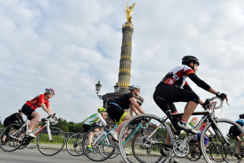 Beim Velothon fahren die Radsportler durch ganz Berlin und Teile Brandenburgs.