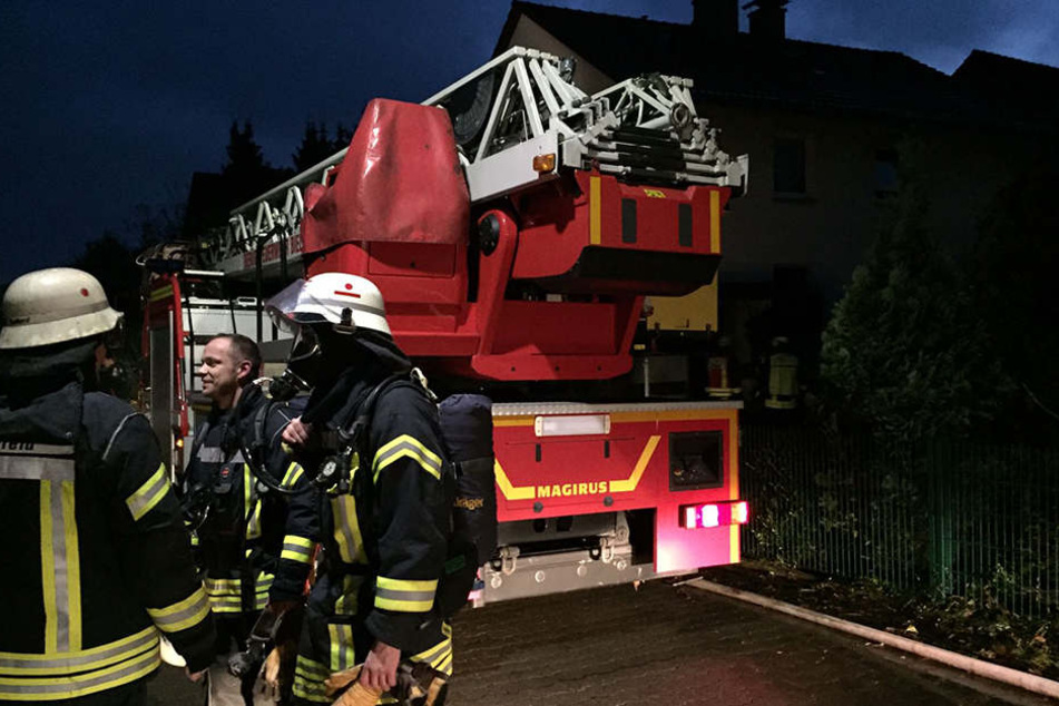 Die Feuerwehr konnte den Brand im Keller löschen.