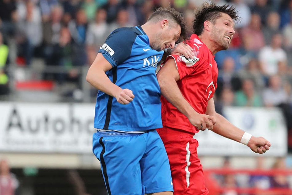 Auf die Kopfballstärke von FSV-Angriffsturm Ronny König (r., gegen Meppens Marcel Gebers) wird es heute ankommen.
