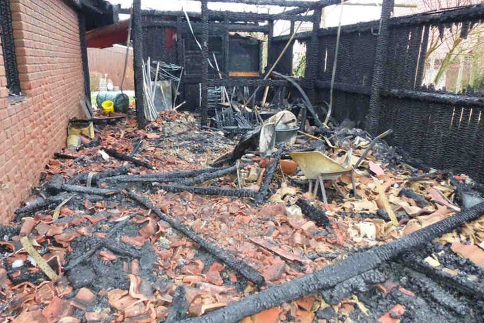 Das Haus in Frille ist seitdem Silvesterbrand unbewohnbar.