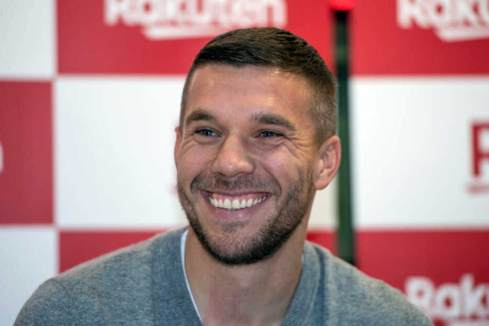 Lukas Podolski freut sich über seine treuen Fans in Japan.