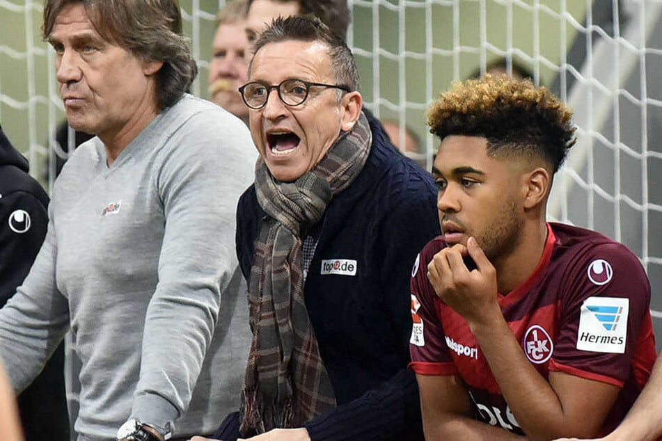 Ex-Arminia-Coach Norbert Meier (Mitte) war mit seiner neuen Mannschaft, dem 1. FC Kaiserslautern in Gummersbach.