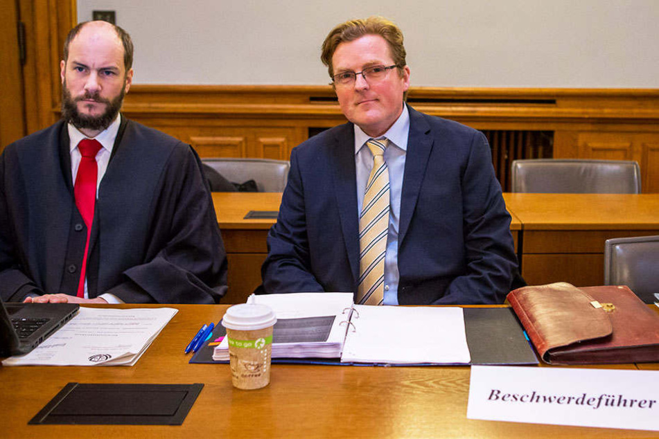 Beschwerdeführer Arvid Samtleben (47) und Anwalt Martin Kohlmann (40). Das Verfassungsgericht wies die Beschwerde des früheren Bautzner AfD-Chefs zurück.