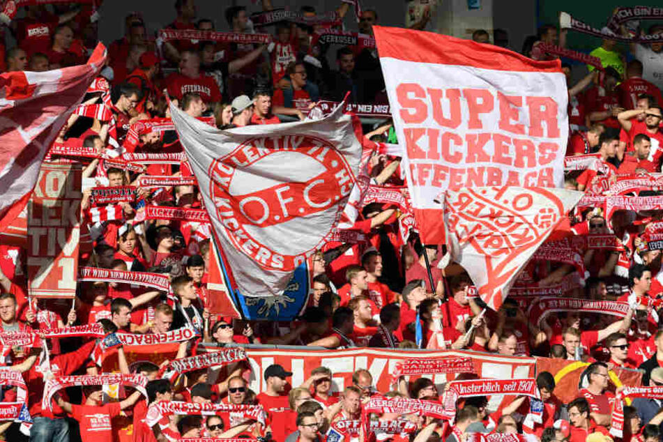 Vor einem Jahr entkamen die Kickers nur knapp einer Insolvenz. (Symbolbild)