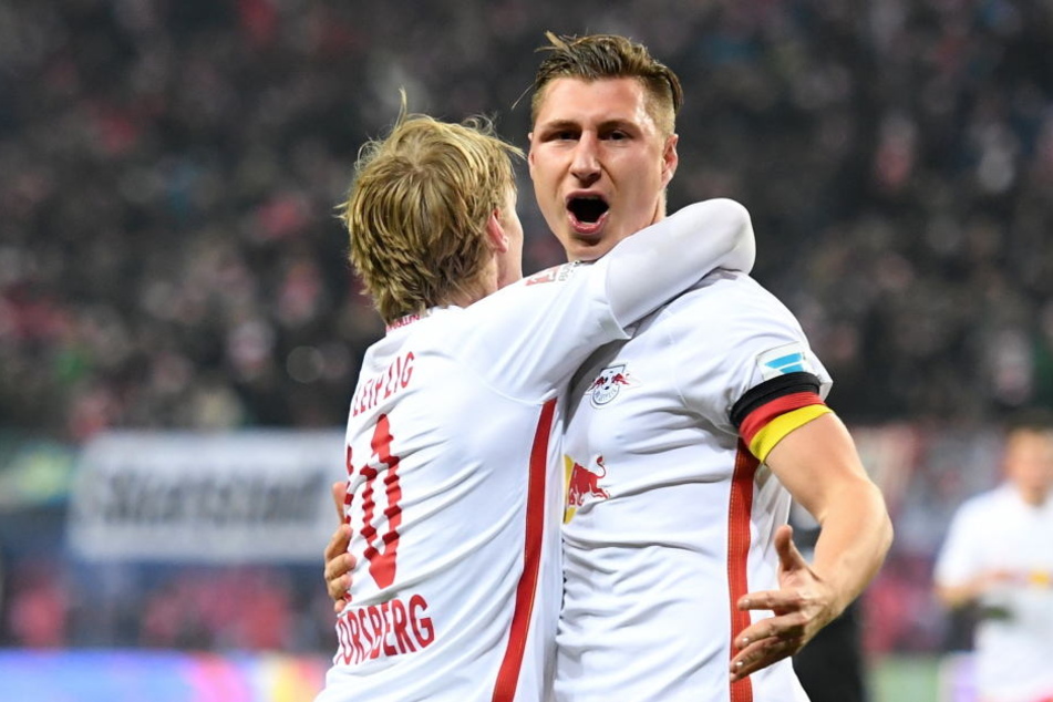 RB-Kapitän Willi Orban (r.) nach seinem 2:0-Treffer gegen Berlin.