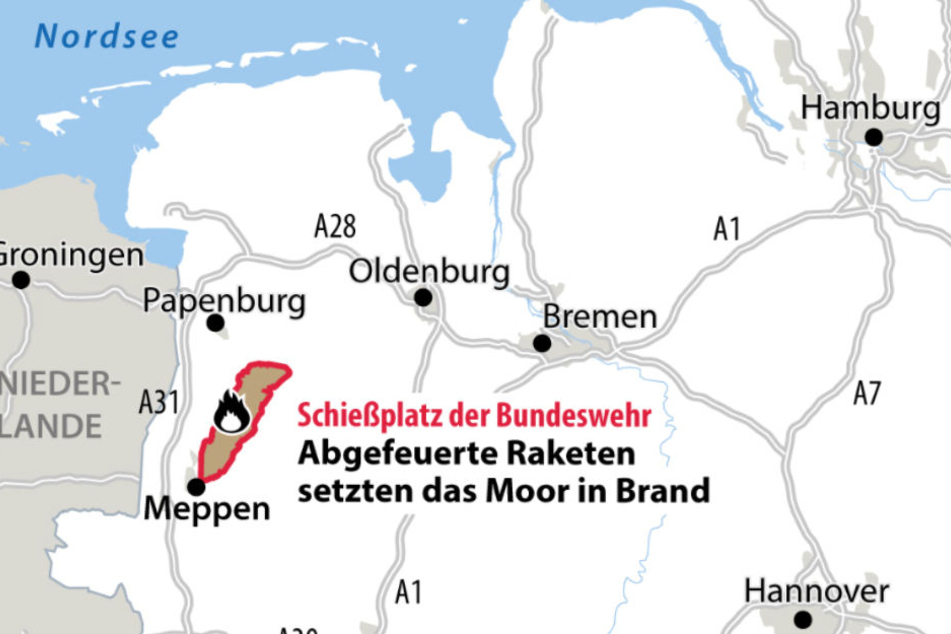 Auf dem markierten Gelände bei Meppen brennt das Moor.