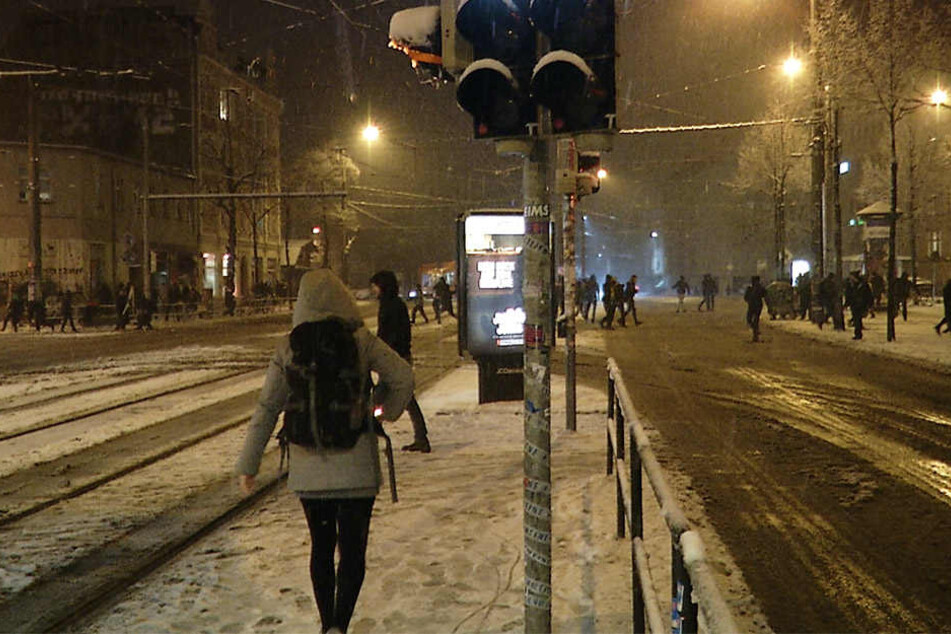 Auf der Kreuzung ging es heiß her zwischen den Schneefans.