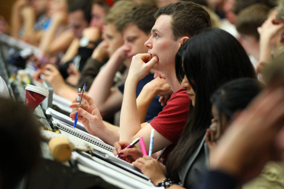 Wenn es nach der FH Bielefeld geht, studieren Studenten demnächst in einer Gütersloher Kaserne.