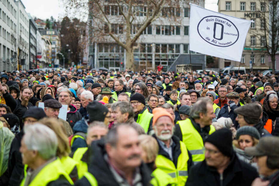 Jeden Samstag protestieren Gegner des Diesel-Fahrverbots in Stuttgart.