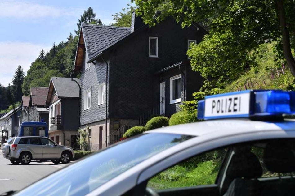 Das Familiendrama ereignete sich in Altenfeld im Ilm-Kreis.
