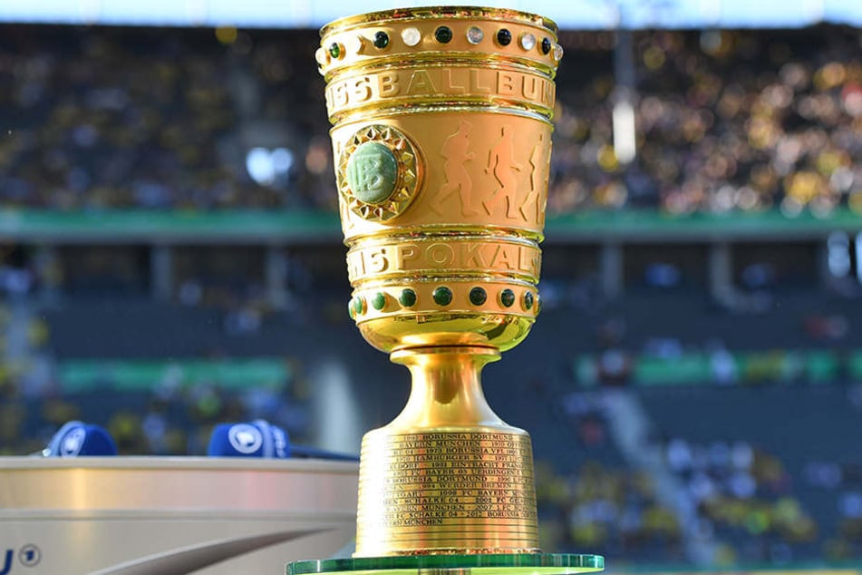 Der begehrte goldene Pokal: Können die Teams aus Berlin und Brandenburg diesmal mehr mitmischen?