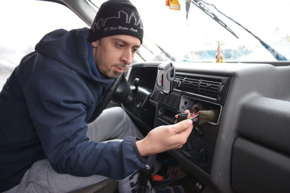 Die Diebe klauten das Radio aus dem VW T4 von René Domm.