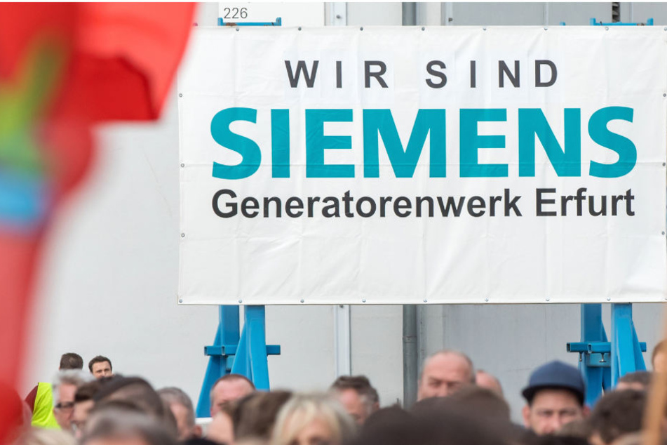 In der vergangenen Wochen haben die Mitarbeiter mit Schweigemärschen für ihre Arbeitsplätze demonstriert.