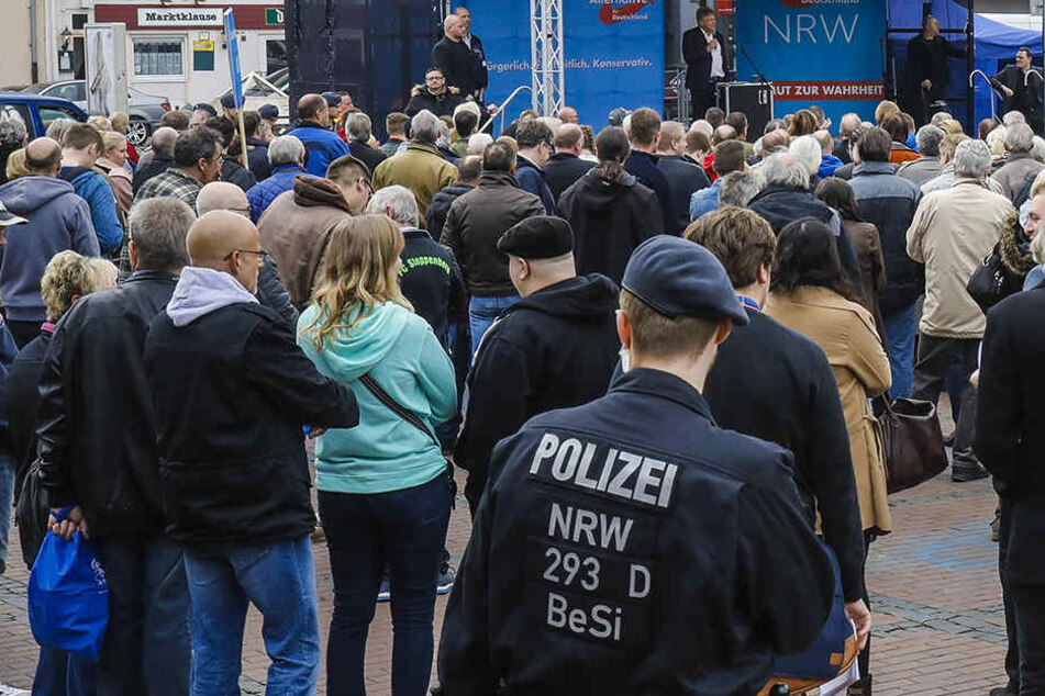 Im Mai 2017 wird in NRW ein neuer Landtag gewählt. Auch für die AfD läuft der Wahlkampf bereits auf Hochtouren.
