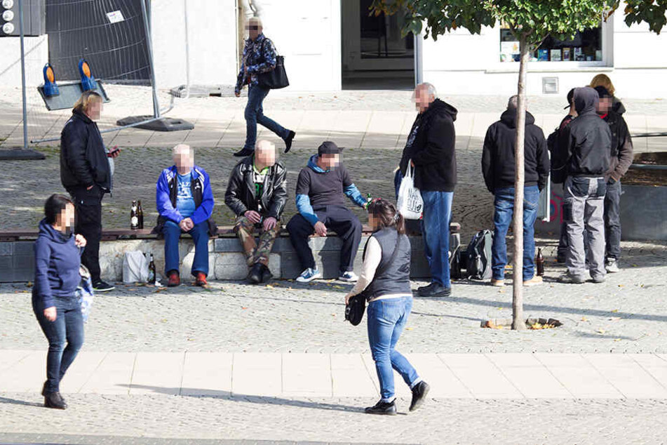 Dealer und Trinker prägen seit Langem das Bild des Postplatzes in der City.