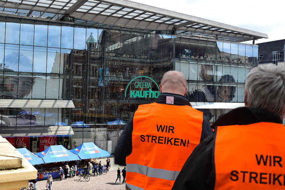 Der Kaufhof am Markt wird am Sonnabend bestreikt. (Archivbild)