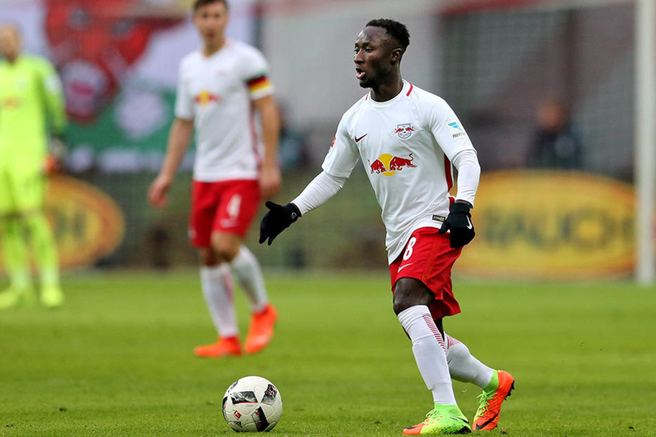 Obwohl RB-Sportdirektor Ralf Rangnick einen Transfer in diesem Sommer ausschloss, bleibt Naby Keita offenbar heiß begehrt.