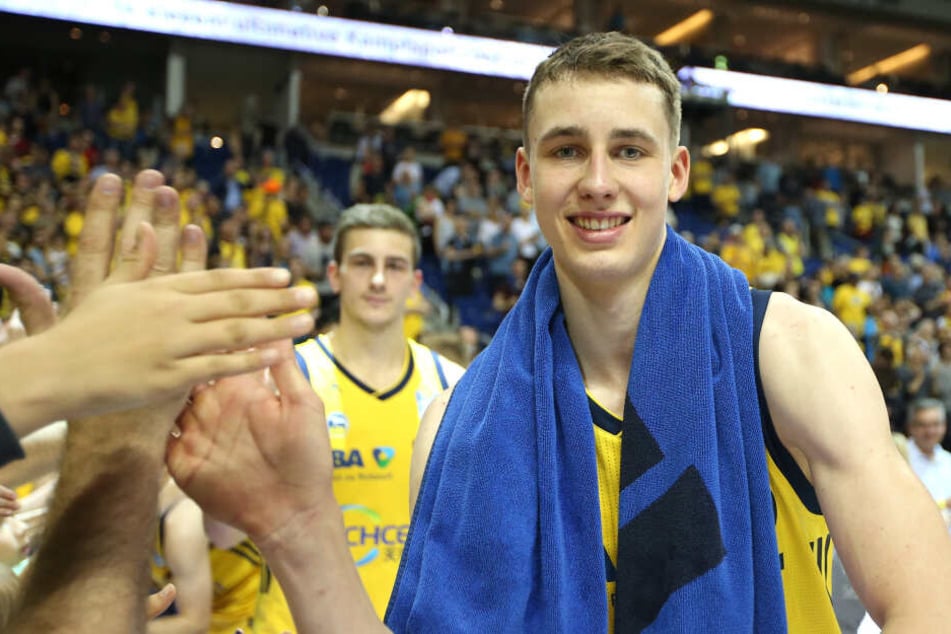 Wagner war in der vergangenen Saison als bester Nachwuchsspieler der Basketball-Bundesliga ausgezeichnet worden.