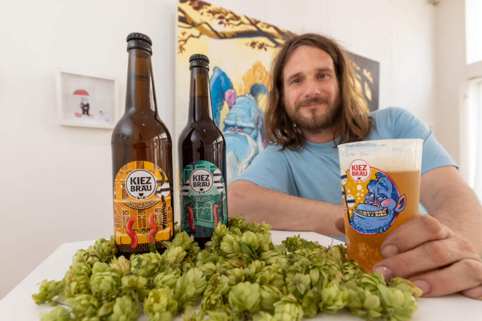 Jetzt gibt’s ein Stadtteilbier für den Brühl: Guido Günther mit dem neuen "Kiez Bräu".
