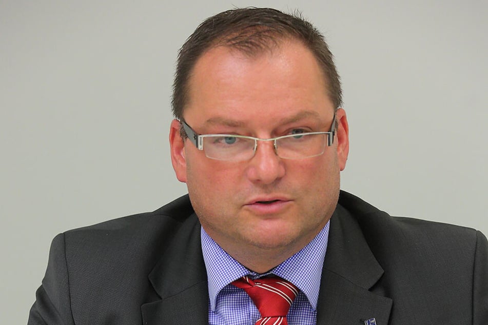 Fordert eine flexiblere Arbeitszeitregelung: Dresdens Hotel- und Gaststättenverbands-Chef Axel Klein (49).