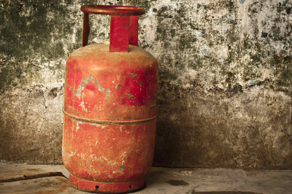 In einem Wohnhaus in Eschweiler explodierte eine Gasflasche (Symbolbild).