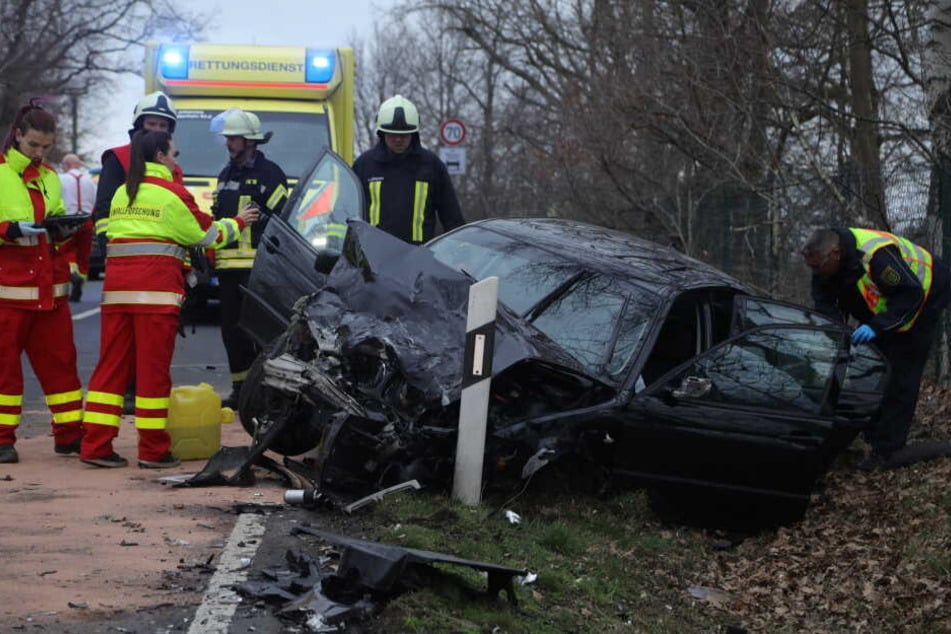 Bei dem Unfall kamen zwei Menschen ums Leben.