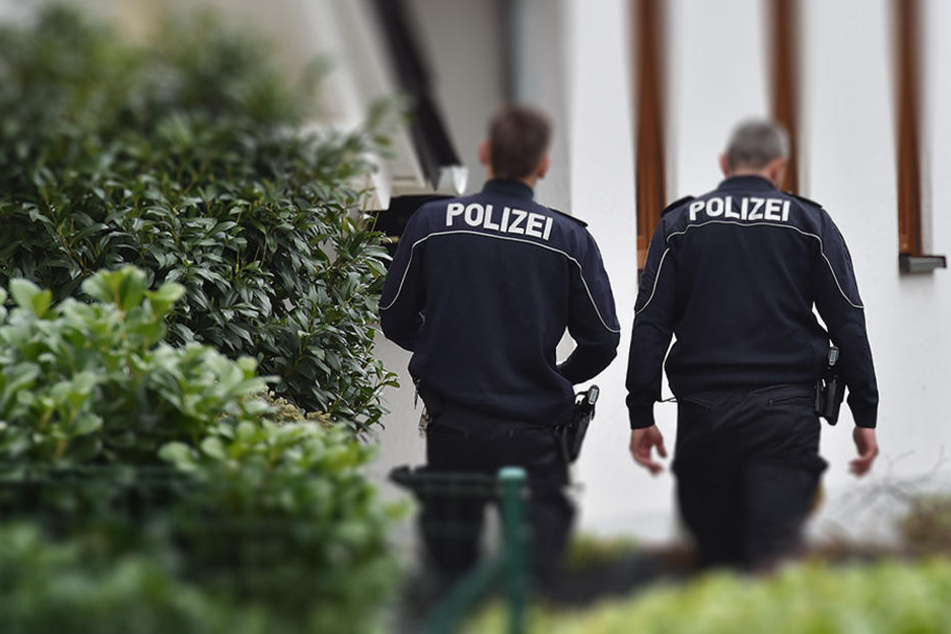 Nach einer Hausdurchsuchung ging der Polizei der Brandstifter ins Netz. (Symbolbild)