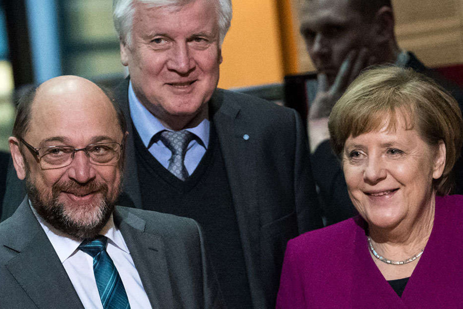 Die Parteispitzen um Schulz, Seehofer und Merkel werden wohl auch am Dienstag weiter verhandeln.