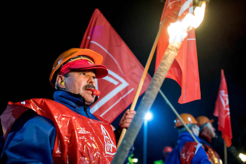 Nachtschichtbeschäftigte in Neuss (NRW) Anfang Januar.