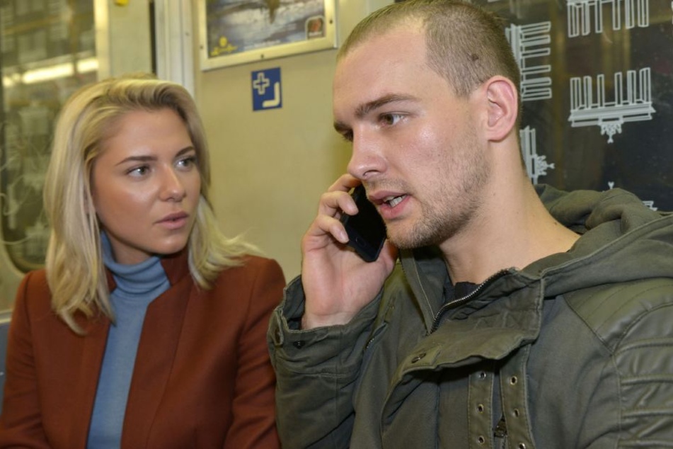 Mit Felix' Noch-Ehefrau Sunny ist Chris mittlerweile zusammen.