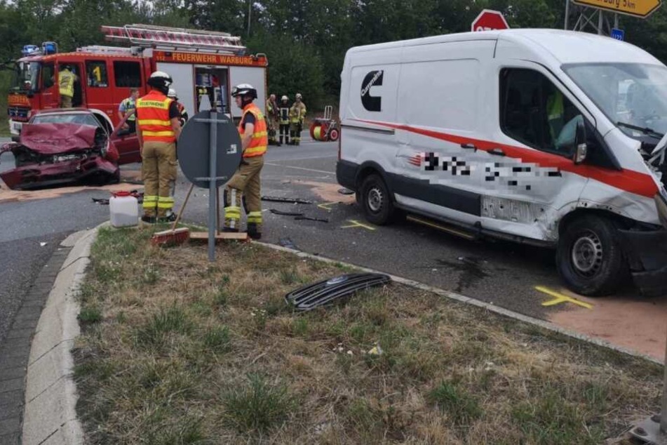 Beide Wagen waren nach dem Crash komplett Schrott.