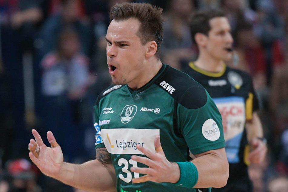 Leipzigs Benjamin Meschke ärgert sich. Der THW Kiel war für den SC Dhfk eine Nummer zu groß.