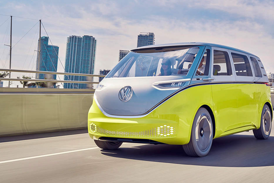 Der Volkswagen I.D. Buzz soll ab 2022 auf den Markt kommen und erinnert an den Ur-Bulli von Volkswagen.
