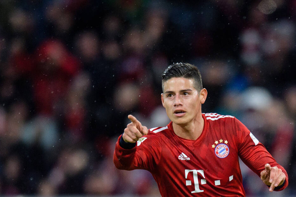 James spielte die beiden letzten Spielzeiten beim FC Bayern. Die 42 Millionen Euro, um James fest zu verpflichten, zahlte der deutsche Rekordmeister jedoch letztlich nicht.