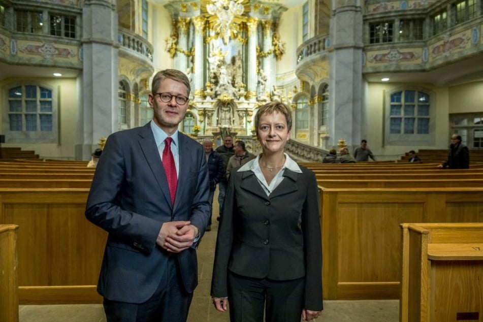 Neue Ära: Frauenkirchen-Pfarrer Sebastian Feydt (51) freut sich auf seine neue Kollegin.