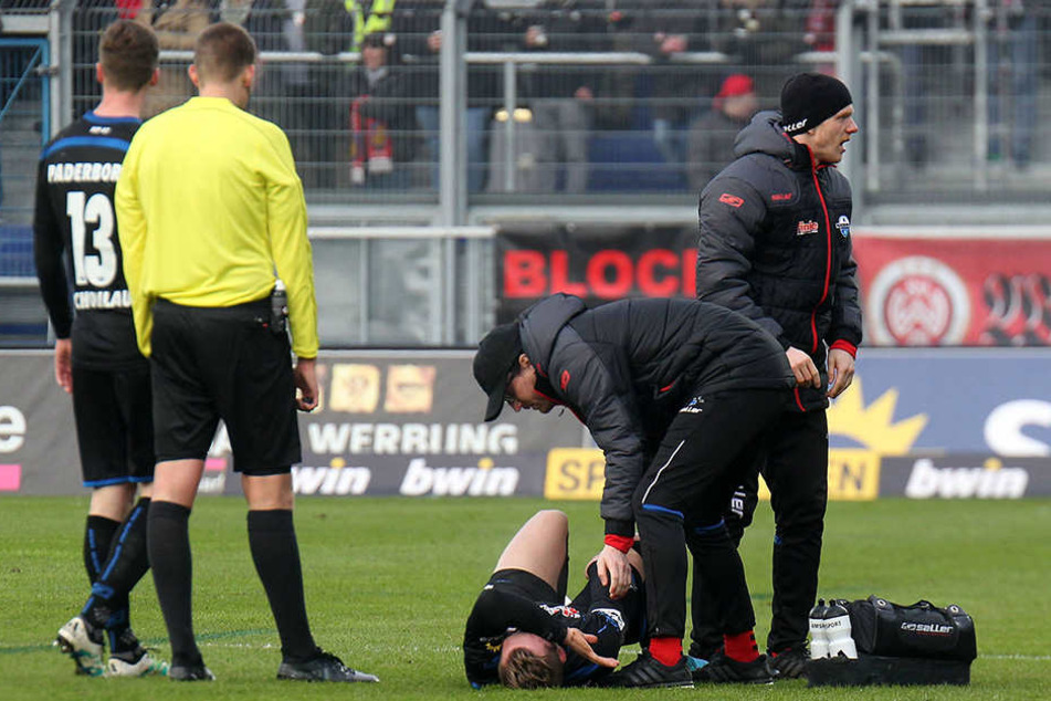 in der 22. Minute rollte sich Marlon Ritter (23) verletzt über den Rasen.