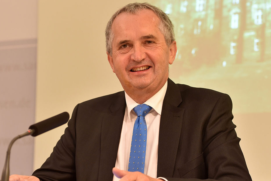 Umweltminister Thomas Schmidt begrüßt am Montag die Delegation aus dem Iran.