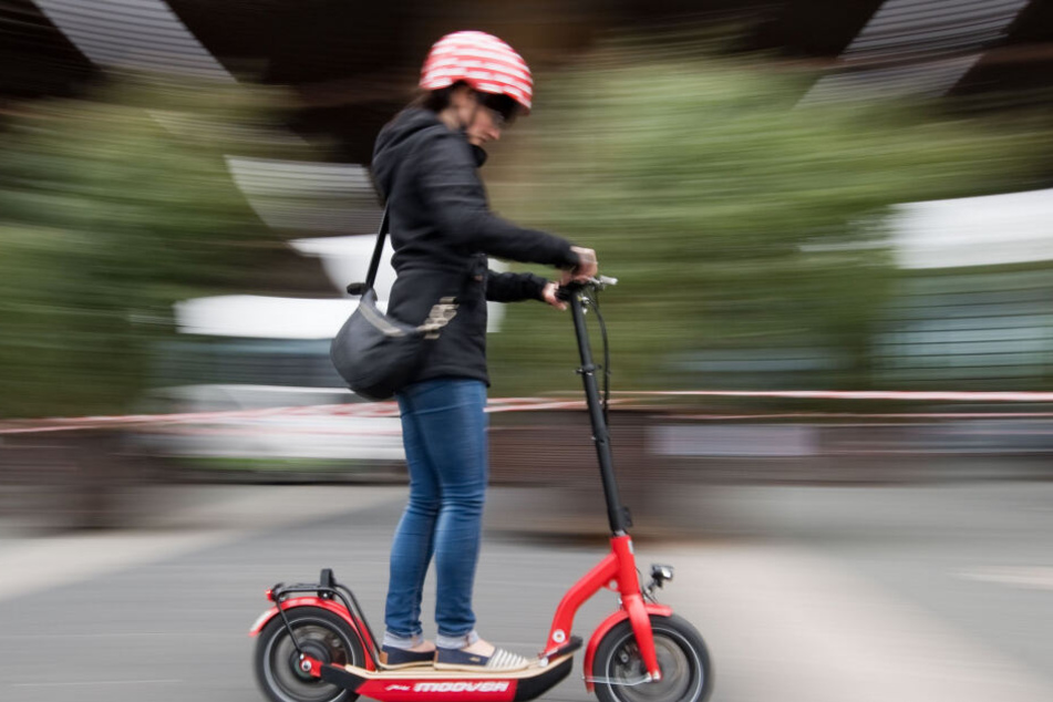 Flitzen die Hessen bald auf E-Scootern durch die Städte? (Symbolbild)