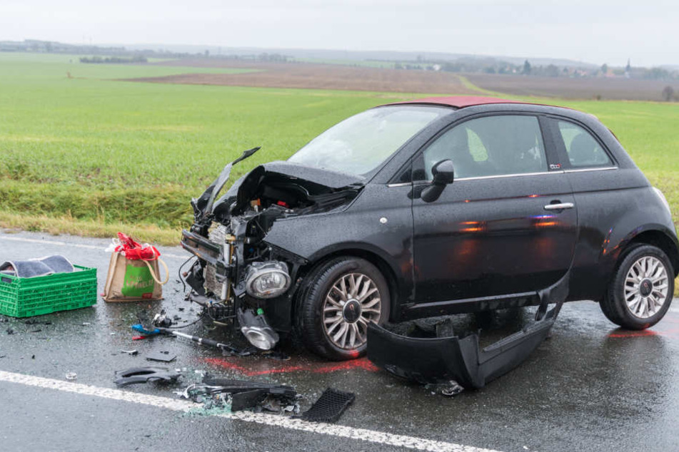 Auch die Fahrerin des Fiat kam schwer verletzt in ein Krankenhaus.