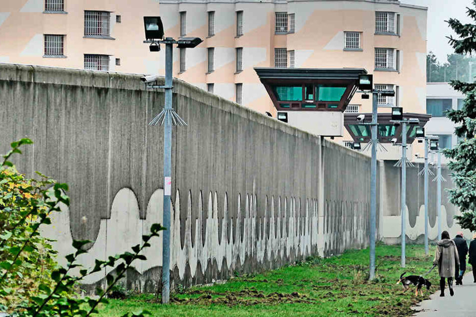 Die Justizvollzugsanstalt von außen.