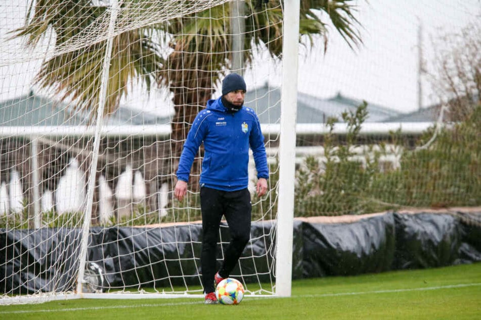 Christian Tiffert im türkischen Belek auf dem Platz - nicht als Spieler, sondern Co-Trainer.