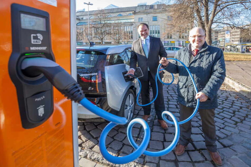 In Chemnitz gibt es eine Ladestation am Tietz.
