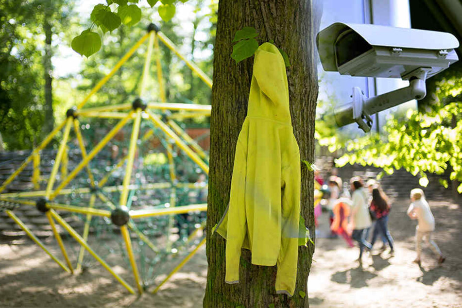 Eine Petition plädiert dafür, Spielplätze per Video zu überwachen. (Symbolbild).
